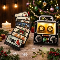 Lecteur de musique rétro en forme de cassette avec aimant pour réfrigérateur NFC, impression personnalisée de Noël et chanson personnalisée, haut-parleur à induction rechargeable, cadeau de Noël