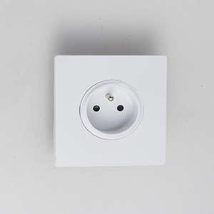 現代のユニバーサル衛星テレビデータおよびオス型ソケット壁コンセント英国規格16A 250V現代のユニバーサル衛星 - Product Image 3