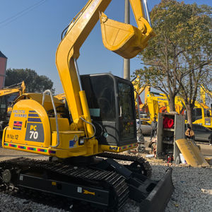 รถขุดมือสอง Komatsu PC70-8 นำเข้าจากญี่ปุ่นแท้ พร้อมเครื่องยนต์ Cummins น้ำหนักใช้งาน 7 ตัน มีวิดีโอตรวจสอบให้ดู - Product Image 1