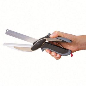 Tijeras de Cocina Inteligentes 2 en 1, Prácticas y Novedosas para Cortar Alimentos, Frutas y Verduras, con Tabla de Cortar Integrada, 2024 - Product Image 5