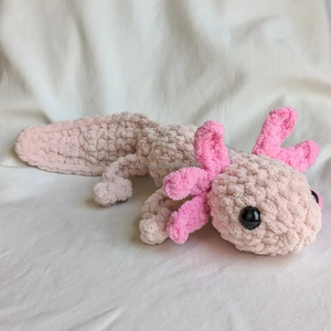 Hilo <span class=keywords><strong>de</strong></span> chenilla Amigurumi personalizado, Adorable, hecho a mano, ganchillo, Color personalizado, Axolotl para niños, manualidades, regalo, novedad - Product Image 5