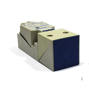 TELEMECANIQUE XS8C40FP260 Индуктивный сенсомент _ TELEMECANIQUE XS8C40FP260 программный контроллер промышленной автоматизации - Product Image 1