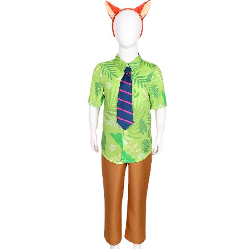 Mayor Ma's clothes