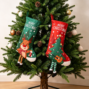 Chaussette de Noël décorative suspendue, imprimée de dessins animés, avec jambes en peluche rembourrées, pour décorations de Noël - Product Image 1