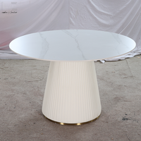 Ensemble de table à manger en pierre frittée de style nordique italien, table ronde en marbre pour cuisine et salle à manger, design simple et moderne, luxe, avec 4 chaises