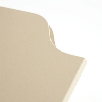 Porte-cartes clés d'hôtel en papier beige avec texte de bienvenue et panneau pour numéro de chambre inscriptible pour les fournitures de réception