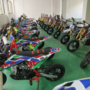 工場卸売125ccダートバイクCEで安い、子供のための新しいデザインのダートバイクサプライヤー