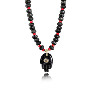 Collier religieux en agate islamique de qualité supérieure, perles enfilées à la main avec pendentif main de Fatima sculptée à la main, subtillement luxueux - Product Image 5