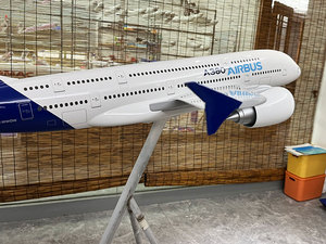 แบบจำลอง<span class=keywords><strong>เครื่องบิน</strong></span><span class=keywords><strong>แอร์</strong></span><span class=keywords><strong>บัส</strong></span> A380 สเกล 1:50 - วัสดุเรซิ่น ของตกแต่งจัดแสดงขนาดใหญ่ - Product Image 6