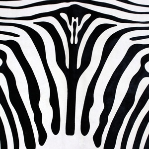 Thảm da bò in họa tiết ngựa vằn lớn, làm thủ công, có lông - Product Image 5