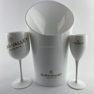 Refroidisseur de bouteille de Champagne de vin fait par acrylique blanc avec le <span class=keywords><strong>verre</strong></span> à vin en plastique blanc - Product Image 4