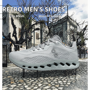 Nouvelles Chaussures de Course Rétro Respirantes et Lumineuses de Haute Qualité pour Hommes – Baskets Tendance de Créateur pour l'Extérieur Printemps-Été-Automne-Hiver - Product Image 2
