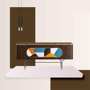 Meuble de salon intemporel en bois massif avec des détails sculptés décoratifs - Product Image 3