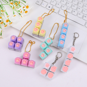 Personalización Anime Keycap Fidget llavero con Logo Pbt interruptor Keycaps Teclado mecánico tapa llavero lindo Keycap llavero - Product Image 1