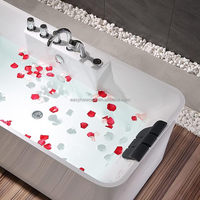 Baignoire autoportante rectangulaire en acrylique avec hydromassage et drain, design moderne, accoudoirs portables, pour villa