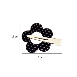 QianJin Custom Logo Großhandel Acryl Haars pangen für Mädchen Süße Polka Dot Flower Star Shape Haars pangen - Product Image 4