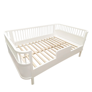 Lit d'enfant en bois massif blanc de style européen, 180 cm, protection trois côtés, pour chambre d'hôtel - Product Image 1