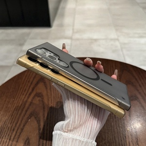 Nuova custodia per telefono magnetica traslucida senza cornice per <span class=keywords><strong>Samsung</strong></span> <span class=keywords><strong>S22</strong></span> S23 S24 S25 <span class=keywords><strong>Ultra</strong></span> Plus opaca rigida per PC <span class=keywords><strong>Cover</strong></span> antiurto - Product Image 4