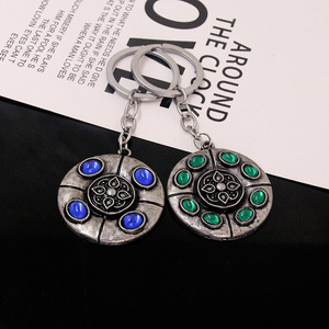 Portachiavi da gioco Elden Ring rosso verde blu ambra amuleto portachiavi ciondolo gioiello migliorato - Product Image 5