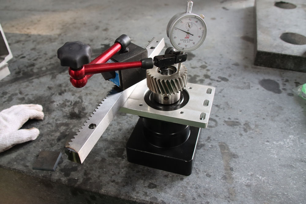 1000w Industrial Cleaning Equipment Hand Held Rust Removal Laser Water Cooling