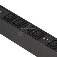 PDU triphasé AV3P-MI212A3 à montage en rack avec prises IEC C13 et prise d'entrée industrielle pour armoires de serveurs de centre de données