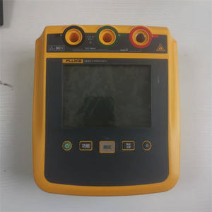 Testeur de résistance d'isolement et mégohmmètres Fluke 1535 et 1537 - Product Image 1