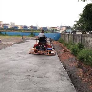 Fabrieksprijs Stoeltype Dubbele <span class=keywords><strong>Pan</strong></span> Vloerafwerking Polijsten <span class=keywords><strong>Float</strong></span> Machine Benzine Rit Op Betonnen Elektrische Troffel - Product Image 2