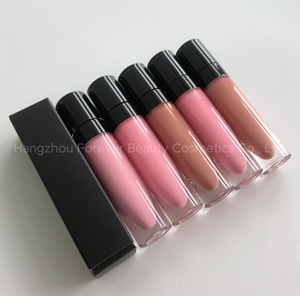 Gloss à lèvres de qualité supérieure, tube <span class=keywords><strong>noir</strong></span>, parfum vanille, gloss à lèvres pailleté pour logo personnalisé - Product Image 3