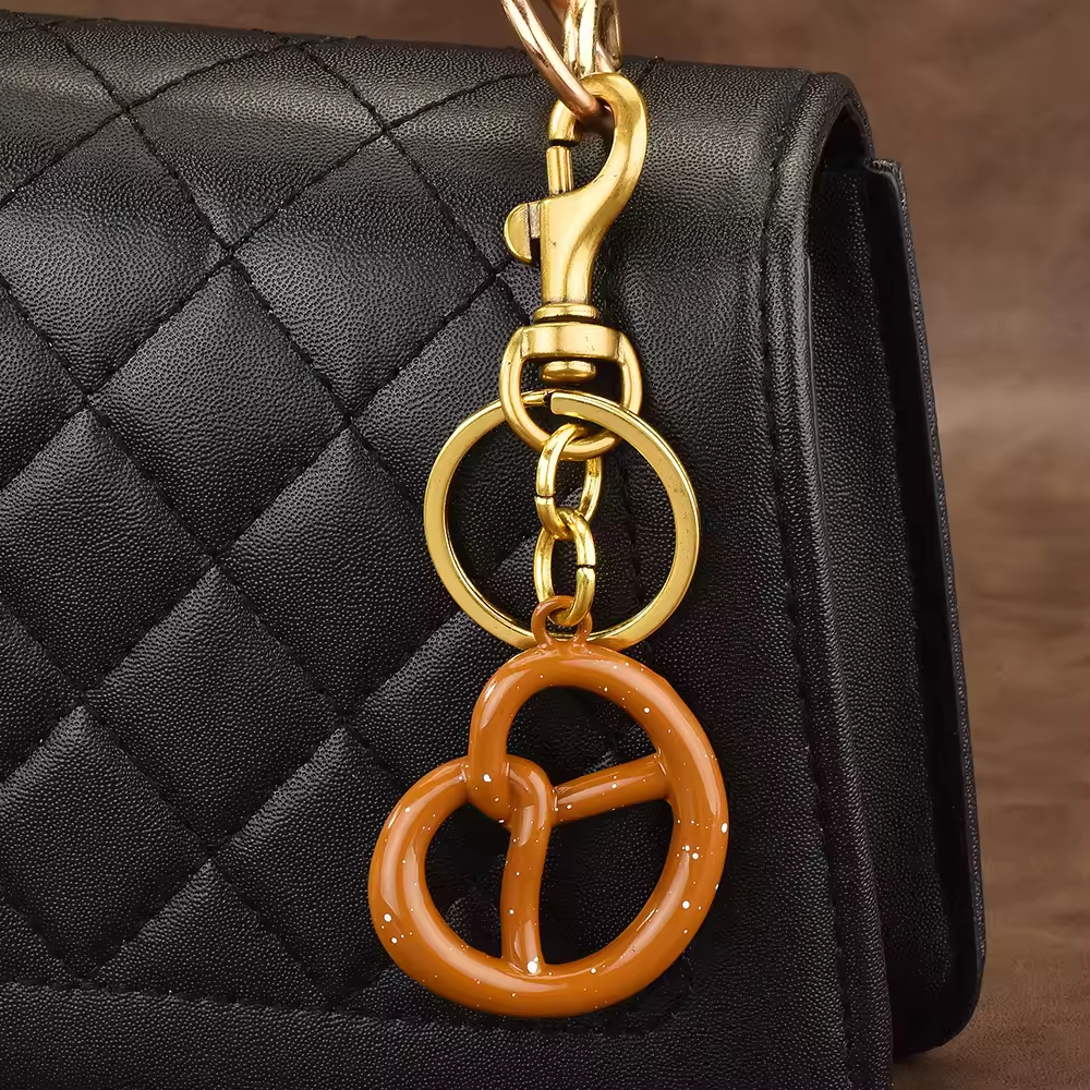 Holibanna Papa Keychain – Cute Baker Cupcake Charm Keyring, Pastry Chef Gift, Bag/Purse Accessory - View #5