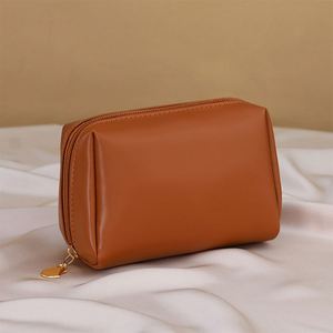 Custom Stylish Brown Girls Soft Pu Leather Waterproof Cosmetic Pouch Make up Travel Pouch - Product Image 1