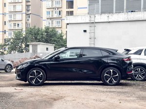 BYD Song L EV 2025 662km Edizione Superiore LiDAR SUV Coupé Elettrico Puro con Esterni Sportivi e Abitacolo Spazioso e Pratico - Product Image 3