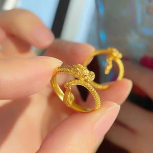 Anillo de Dedo con Diseño de Dragón Chapado en Oro de Estilo Chino para Mujer, Anillo de Índice Esmerilado de Boca Abierta de Estilo Étnico - Product Image 1