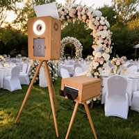 Cabina de Fotos de Lujo con Acabado en Madera de Aluminio, Pantalla Táctil Trasera de 21.5 Pulgadas, Flash Integrado, Portátil, Retro, para Bodas, con Cámara DSLR