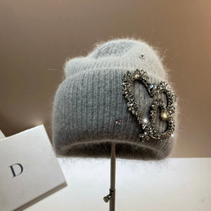 Cappello da donna con pelliccia di coniglio lavorato a maglia con strass di lusso con motivo a cuore cappelli firmati da donna berretto da passeggio caldo - Product Image 3