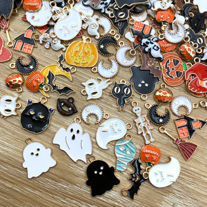 Pendentifs en alliage de zinc sur le thème d'Halloween, breloques fantômes et citrouilles de dessin animé pour accessoires de bijoux DIY, décoration de fête, unisexe - Product Image 4