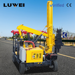 Machine de pose de garde-corps routiers à moteur haute puissance LUWEI, type roue, pour la construction de barrières de sécurité routière - Product Image 4