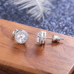 Orecchini a Perno Classici Rotondi Colorati per Donne, Design Minimalista alla Moda, Accessori per Orecchie da Indossare Quotidianamente - Product Image 3
