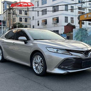 รถยนต์โตโยต้าแคมรี่มือสอง เครื่องยนต์ 2.5 ลิตร 207 แรงม้า เกียร์ CVT รุ่น Luxury Sedan ใช้เชื้อเพลิงเบนซิน พร้อมใบรับรองการตรวจสอบ นำเข้าจากจีน ขายส่งรถยนต์จีน - Product Image 1