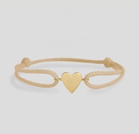 Bracelet en acier inoxydable plaqué or 18 carats PVD, résistant au ternissement, avec breloque cœur personnalisée gravée, bracelet en cordon ciré