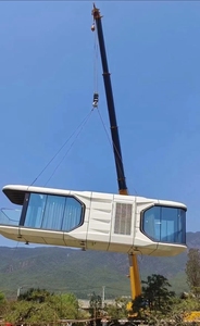 Capsule Spaziali Residenziali Prefabbricate di Lusso di Alta Gamma, Moderne ed Ecologiche per Campeggi e Hotel, con Struttura in Acciaio e Grafica LED - Product Image 5