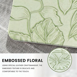 Funda para MacBook Air <span class=keywords><strong>13</strong></span> Pulgadas 2020-2018 (A2337 M1 A2179 A1932) Carcasa Rígida de Plástico con Textura de Cuero y Diseño Floral en Relieve - Product Image 5