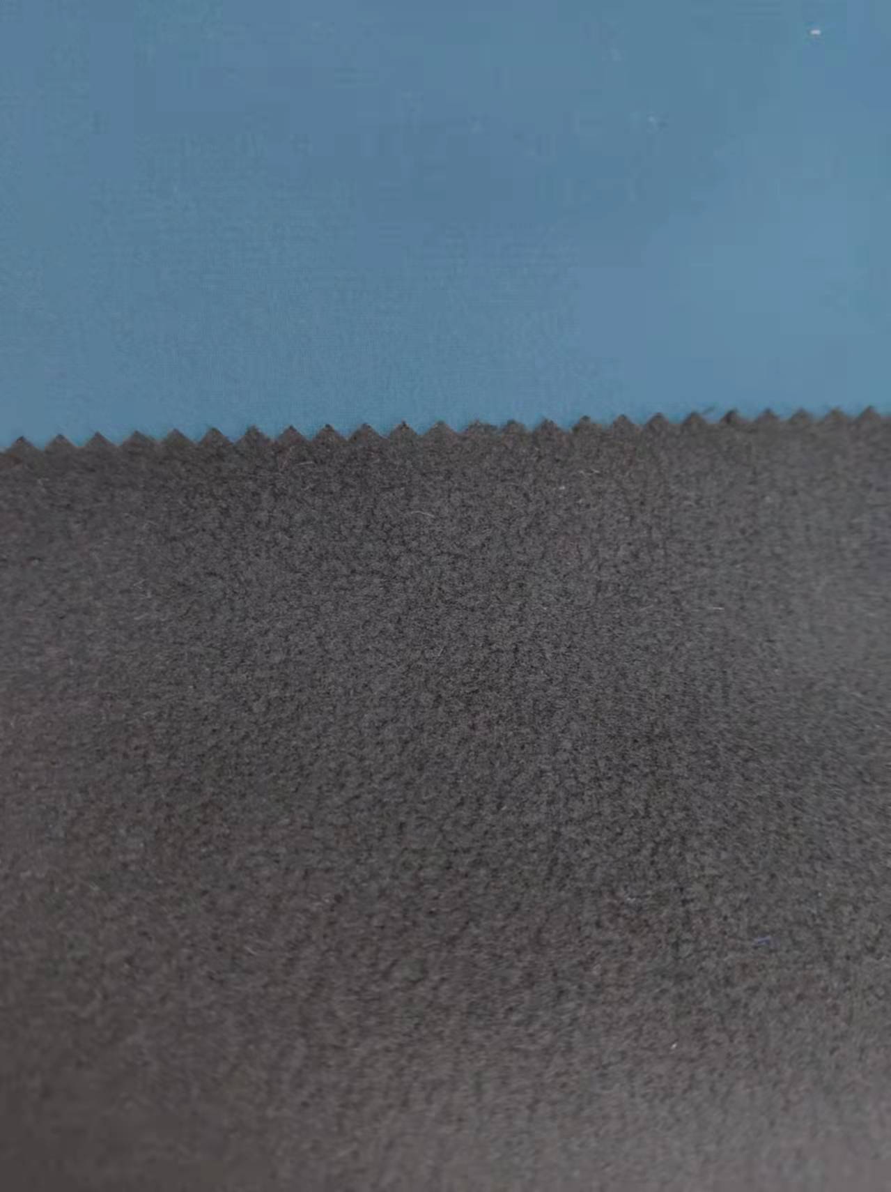 Изготовленная на заказ эластичная полярная флисовая влагопоглощающая термополиуретановая пленка 5k/5k ветрозащитная ткань