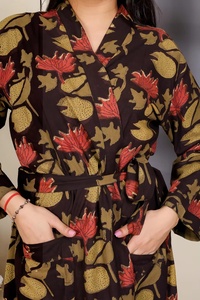 Hermoso Kimono de Algodón Estampado a Mano con Bloques Jahota, con Cinturón, Bolsillos Delanteros, Manga Larga, Estilo Maxi, Bata de Baño Estándar - Product Image 2