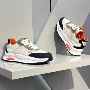 Chaussures de sport polyvalentes et tendance pour hommes, idéales pour la course et les loisirs, avec caractéristiques hivernales. - Product Image 2