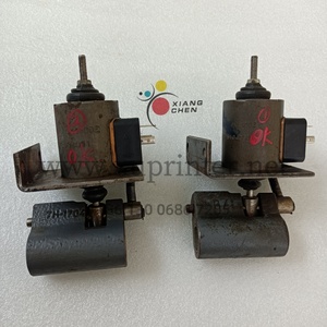 Electroimán WD Original HUBMAGNET C7S104051 Y105 G07H170530 300323 para Piezas de Impresión Offset Roland - Product Image 1
