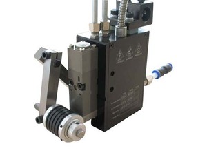 Venta directa de fábrica Pistola de pegamento de fusión en caliente de pulverización de fibra de encolado automático de niebla - Product Image 6