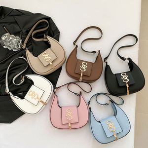 Trendy Designer PU Leather Women's Retro Fashion Crossbody Handbag Zipper Small Summer <b>Purses</b> Chain Shoulder Strap Ladies' Style - Product Image 1