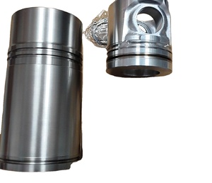 Kit de piston quatre pièces D7D : chemise de cylindre, segment de piston, axe de piston - Product Image 1