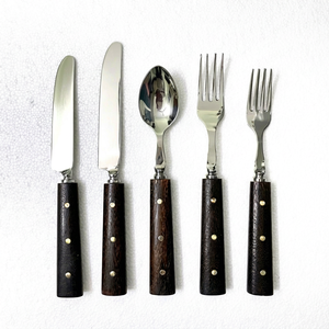 Ensemble de couverts en acier inoxydable de style européen de luxe, avec manche en bois vintage, écologique, finition miroir haute brillance, durable, pour mariage - Product Image 1