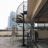 Escalier en colimaçon anti-rouille avec garde-corps en câble brossé, escaliers modulaires économiques pour usage résidentiel